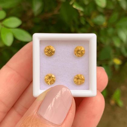 Imagem de 4ø Citrino Brilhante ø5mm 1,77ct