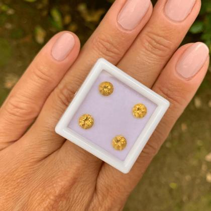 Imagem de 4ø Citrino Brilhante ø5mm 1,77ct