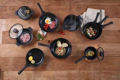 Imagem de 5 Panelas Vulkan em Cerâmica para Indução Neoflam Preto