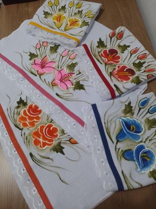 Imagem de 5 Panos De prato pintado a mão com Bordado Inglês