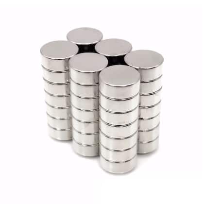 Imagem de 50pcs. Imã De Neodímio 10x4 Super Forte 10mm X 4mm N35