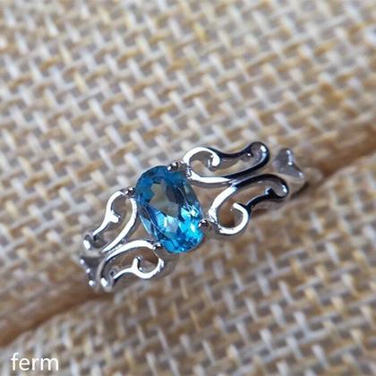 Imagem de 925 Sterling Silver Inlaid Natural Blue Topaz Ring é liso e curvilíneo e ousado Anéis