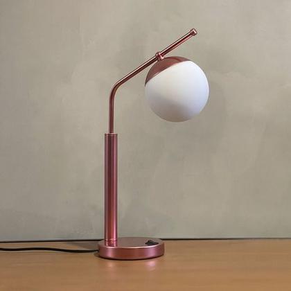 Imagem de Abajur De Mesa Inclinado Jabuticaba Com Globo Vidro 12cm com Lâmpada Branco frio Para Sala, quarto, cama e cabeceira