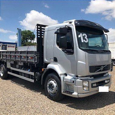 Imagem de Acabamento inferior braço do espelho Volvo VM - LE