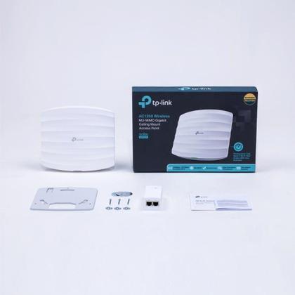 Imagem de Access Point TP-Link EAP225-US V3 Wireless AC1350 Gigabit MU-MIMO Montável em Teto