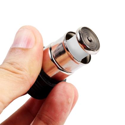 Imagem de Acendedor de Cigarro Veicular Universal com LED 12v Alta Durabilidade e Fácil Instalação 