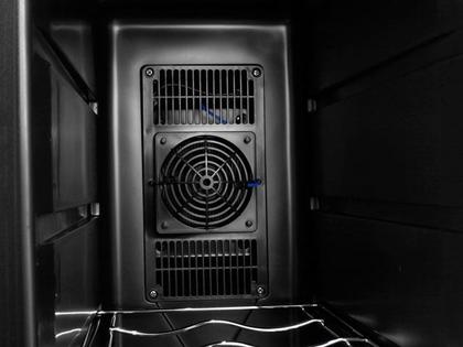 Imagem de Adega Climatizada Brastemp 12 Garrafas com Painel Touch All Black BZC12 B Preto