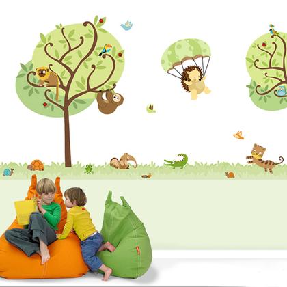 Imagem de Adesivo de Parede Infantil Bichos Brasileiros com tamanduá, mico leão, onça e árvores