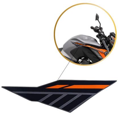 Imagem de Adesivo Emblema Lateral Tanque Direita Fz25 2025 Cinza
