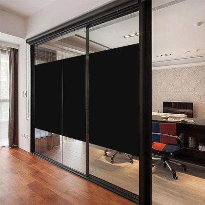 Imagem de Adesivo Vinil Preto Blecaute Bloqueia Luz Solar Janela Vidro Porta Película Lavável Blackout 1x1mt