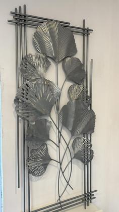 Imagem de ADORNO DE PAREDE FOLHAGENS PRATA NA MOLDURA 100cm