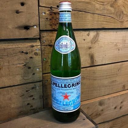 Imagem de Água Mineral Com Gás Italiana San Pellegrino 750ml