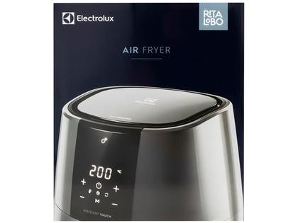 Imagem de Air Fryer Electrolux Digital Experience EAF20 Cinza 3,2L Com Função Virar 1400W por Rita Lobo