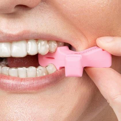 Imagem de Aligner Chewies INVISALIGN Munchies EPS (pacote com 2) rosa