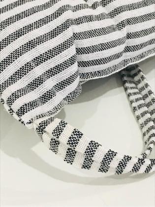 Imagem de Almofada Cadeira Futton Com Amarração 40X40Cm Listras Pretas