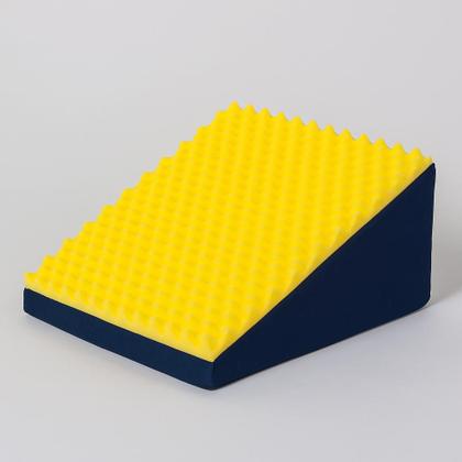 Imagem de Almofada Travesseiro Encosto Triangular Pós Operatório Anti Refluxo Confortável