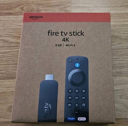 Amazon Fire TV Stick 4K 2ª Geração 8GB, WiFi 6, HDMI 2.1, sistema
