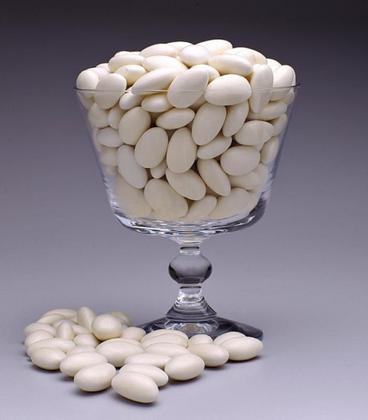 Imagem de Amendoa Confeitada Branca Premium 1kg Selecionadas