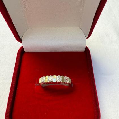 Imagem de Anel Aparador Meia Aliança Prata 925 e Aplique em Ouro 14 K