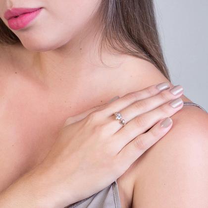 Imagem de Anel Com Corações Lisos E Trabalhado Nas L 512443