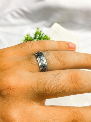 Imagem de Anel Dedeira 7Mm Masculino Prateado Preto Desenhos Runas