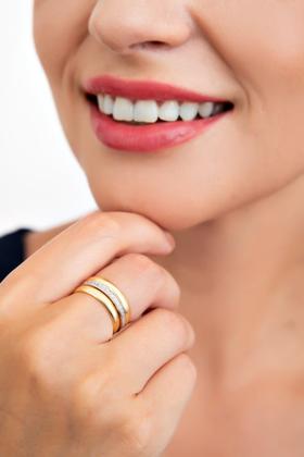 Imagem de Anel Elo Simples de Prata 925 com banho de Ouro 18k