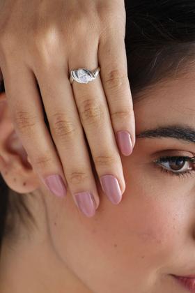 Imagem de Anel em Prata 950 Estilo Moderno Espiral com Pedra Zirconia