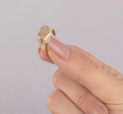 Imagem de Anel Personalizado Com Iniciais Casal Coração Ouro 18k A511