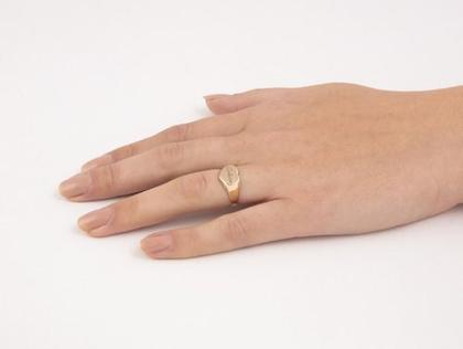 Imagem de Anel Personalizado Com Nome Coração Em Ouro Puro 10k A511