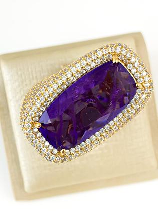 Imagem de Anel Retangulo Roxo Cravejado