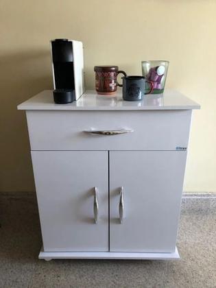 Imagem de Aparador Com Portas E Gaveta  Para Guardar Utencilios de área de serviço Para lavanderia