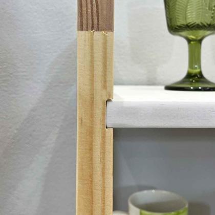 Imagem de Aparador de Madeira Pinus Linea de 4 Prateleiras Ample com 2 Gavetas Branco e Natural