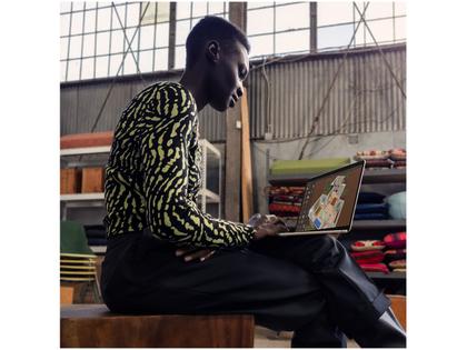 Apple Macbook Air 13” M3 16GB RAM 512GB SSD - Meia-noite - Macbook