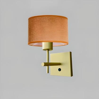 Imagem de Arandela Moderna Dourada Udine G20 Com Interruptor Dourado L