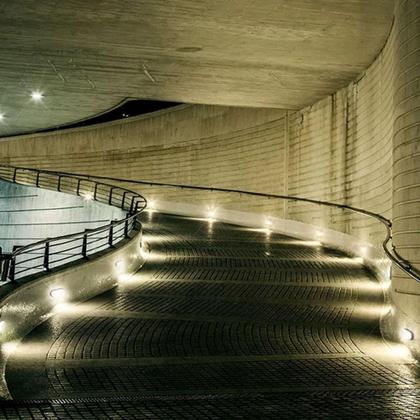 Imagem de Arandela Tartaruga Preta Sobrepor Com Lâmpada Led 12w 6500k - Avant