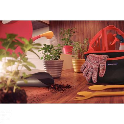 Imagem de Arrancador de Inço Metálico para Jardinagem Tramontina com Cabo de Madeira