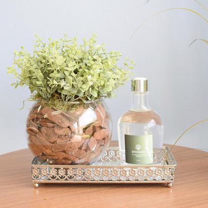 Arranjo de Folhagem Eucalipto Artificial no Vaso de Vidro Formosinha Imagem de Arranjo de Folhagem Eucalipto Artificial no Vaso de Vidro Formosinha