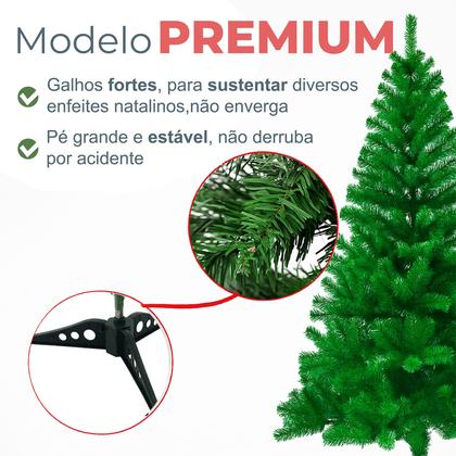 Imagem de Árvore De Natal Pinheiro Tradicional Verde Ou Nevada Premium
