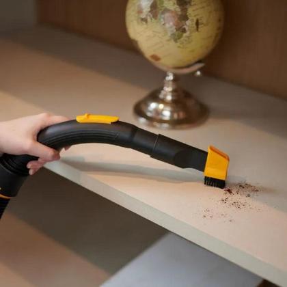 Imagem de Aspirador de Pó e Água WAP GTW INOX 12 com Porta Acessórios 1400W e Bocal de Sopro