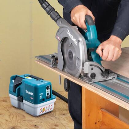 Imagem de Aspirador Pó e Água Makita VC013GLZ 40V XGT Sem Bateria
