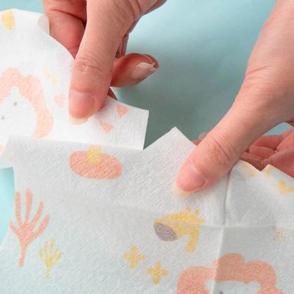 Imagem de Babadores Descartáveis Com Cata Migalha, 20 unidades - Marcus & Marcus