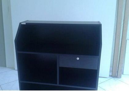 Imagem de Balcão Reto Preto Para Recepção Atendimento Salão Caixa