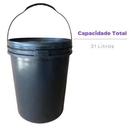 Imagem de Balde 20L Para Diesel Alça Plástica Com Tampa