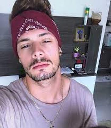 Imagem de Bandana Faixa Lenço Cabelo Estilo Rock Blogueira Skate Tumblr Moda Tendência Famosos Cores