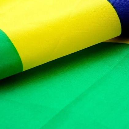 Imagem de Bandeira Do Brasil Grande Poliéster 1,9m X 1,4m Para Decoração E Eventos