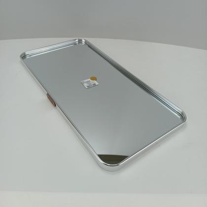 Imagem de BANDEJA DECORATIVA PARA SERVIR RETANGULAR HOME&CO COM ESPELHO METAL 1x40x20cm PRATA