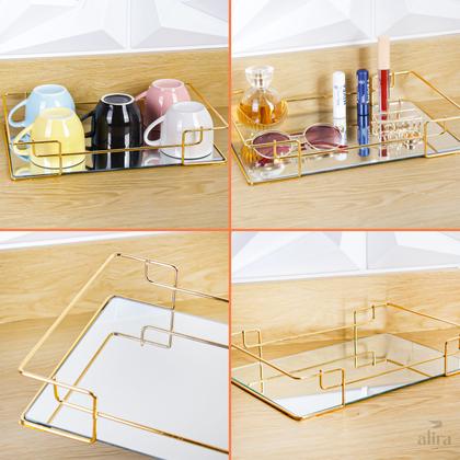 Imagem de Bandeja Retangular Espelhada Decorativa com Alças Dourada 30x20cm Alira Home