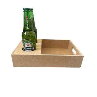 Imagem de Bandeja Retangular M Lisa Com Suporte Para 2 Garrafas e Alça Para Cesta De Café Da Manhã 30x20x6