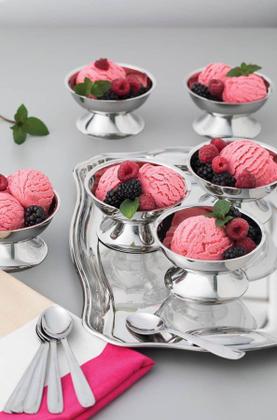 Imagem de Bandeja Tramontina Classic Retangular em Aço Inox com Alças 49 x 34 cm