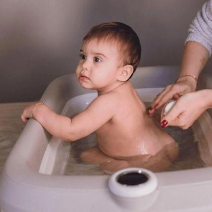 Imagem de Banheira infantil dobravel luxo com termometro - petit pia